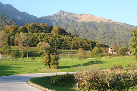 La strada che da Feltre porta a Lasen